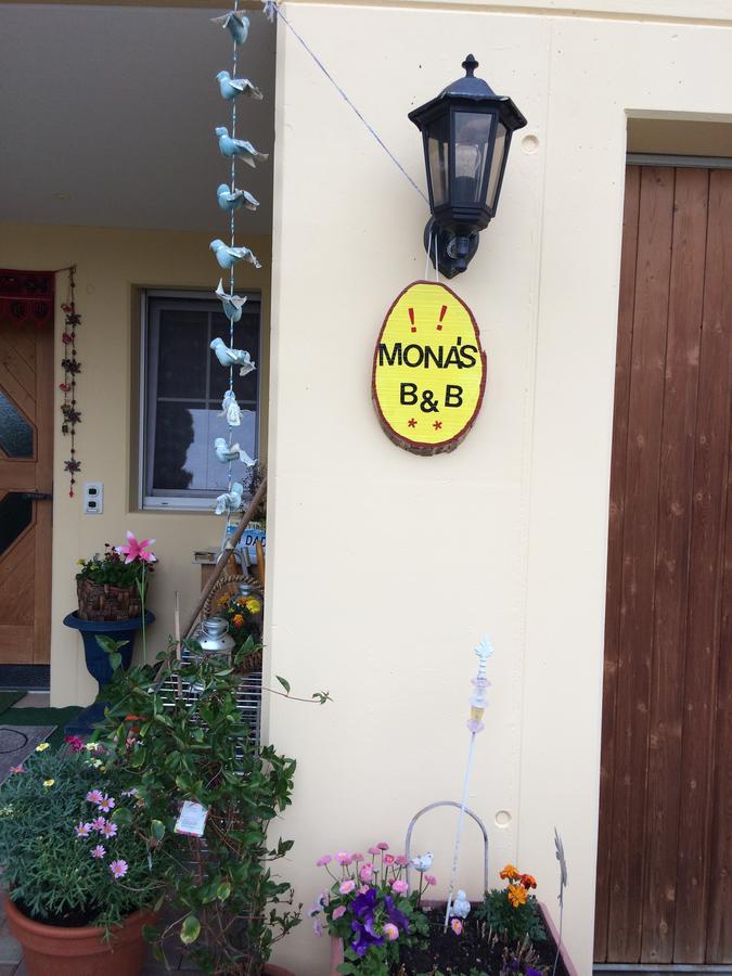 Mona'S Sleep & Go Bed and Breakfast Buren  Exteriör bild